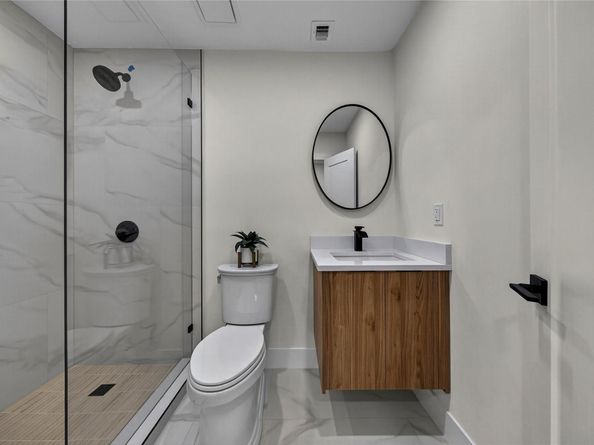 230 SE 3rd Ave, Pompano Beach FL 33060