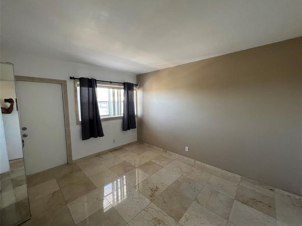 4311 Crystal Lake Dr 421, Deerfield Beach FL 33064