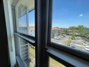 4311 Crystal Lake Dr 421, Deerfield Beach FL 33064