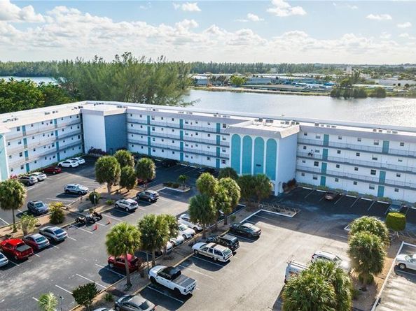 4311 Crystal Lake Dr 421, Deerfield Beach FL 33064