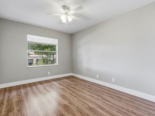 401 W Cypress Way, Palm Springs FL 33406