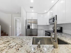 401 W Cypress Way, Palm Springs FL 33406