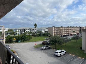 729 Lori Drive 405, Palm Springs FL 33461