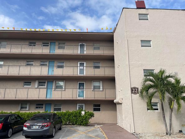 729 Lori Drive 405, Palm Springs FL 33461