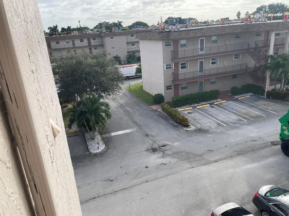 729 Lori Drive 405, Palm Springs FL 33461