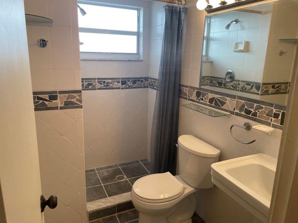 729 Lori Drive 405, Palm Springs FL 33461