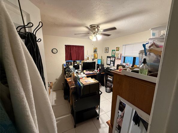 1821 SW 50th Ave, Fort Lauderdale FL 33317