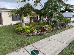 1821 SW 50th Ave, Fort Lauderdale FL 33317