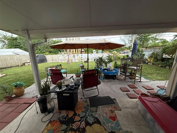 1821 SW 50th Ave, Fort Lauderdale FL 33317