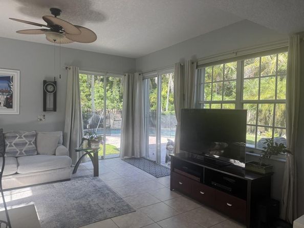 12353 Natalies Cove Rd, Cooper City FL 33330