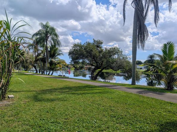 11180 Redwood 0, Pembroke Pines FL 33026