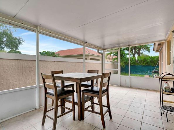 1002 Aspri Way, Riviera Beach FL 33418