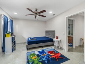 600 Crosswinds Drive C2, Greenacres FL 33413