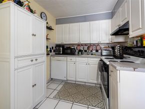 528 SW 5th Ave, Fort Lauderdale FL 33315