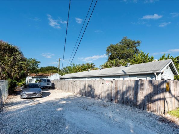 528 SW 5th Ave, Fort Lauderdale FL 33315