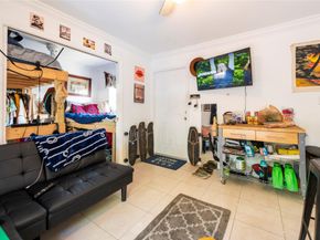 528 SW 5th Ave, Fort Lauderdale FL 33315