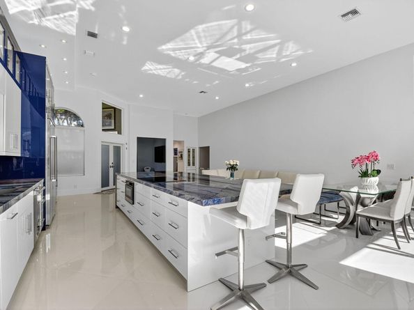 6430 Three Lakes Lane, Boynton Beach FL 33437