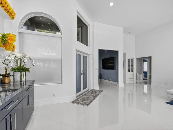 6430 Three Lakes Lane, Boynton Beach FL 33437