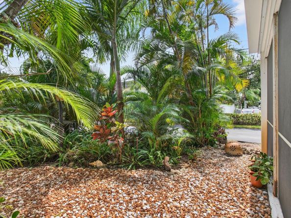 10 SE 13th St 1A, Boca Raton FL 33432