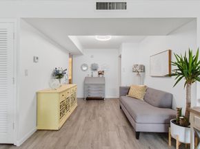 10 SE 13th St 1A, Boca Raton FL 33432