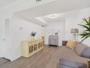 10 SE 13th St 1A, Boca Raton FL 33432