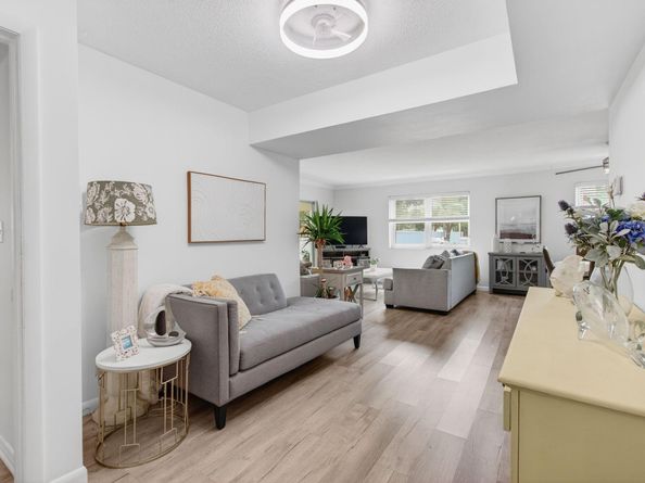 10 SE 13th St 1A, Boca Raton FL 33432
