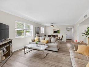 10 SE 13th St 1A, Boca Raton FL 33432