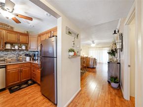 551 NW 76th Ter 208, Margate FL 33063