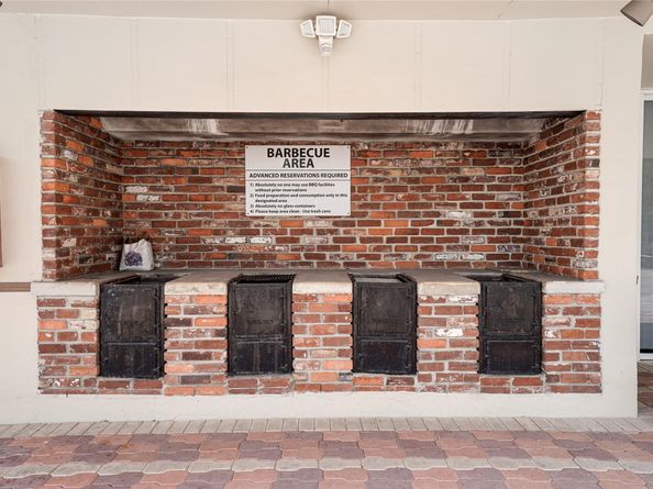 551 NW 76th Ter 208, Margate FL 33063