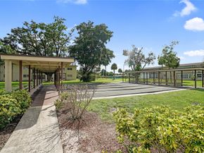 551 NW 76th Ter 208, Margate FL 33063