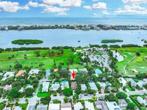 718 N Lakeside Dr, Lake Worth Beach FL 33460