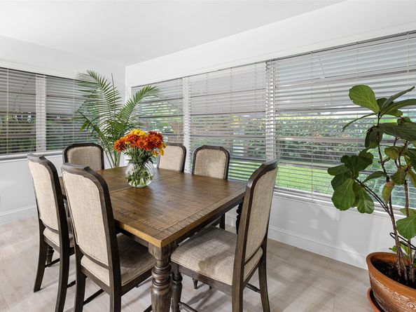 718 N Lakeside Dr, Lake Worth Beach FL 33460
