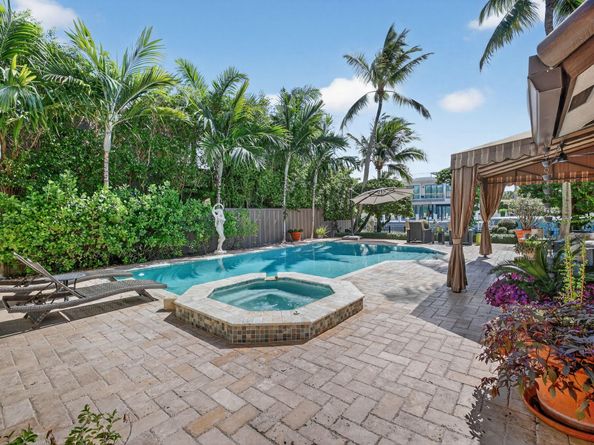 2630 Barcelona Dr, Fort Lauderdale FL 33301