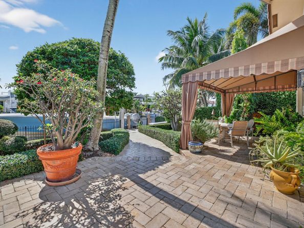 2630 Barcelona Dr, Fort Lauderdale FL 33301