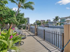 2630 Barcelona Dr, Fort Lauderdale FL 33301