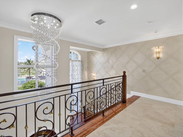 2630 Barcelona Dr, Fort Lauderdale FL 33301