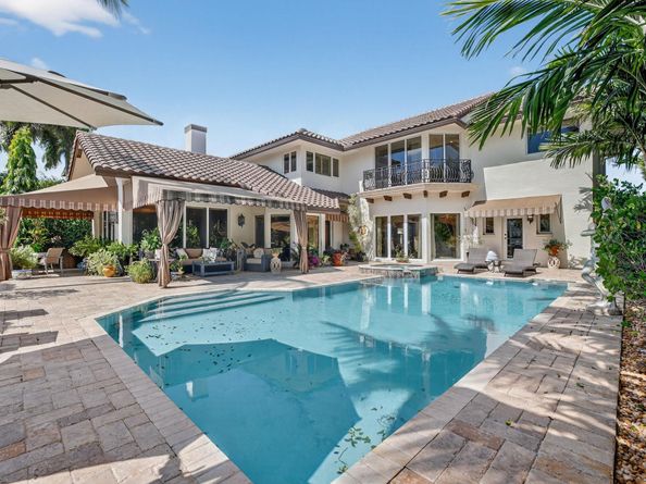 2630 Barcelona Dr, Fort Lauderdale FL 33301