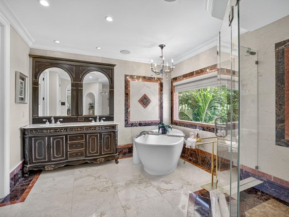 2630 Barcelona Dr, Fort Lauderdale FL 33301