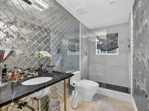 2630 Barcelona Dr, Fort Lauderdale FL 33301