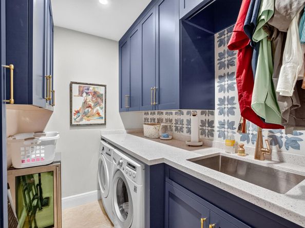 2630 Barcelona Dr, Fort Lauderdale FL 33301