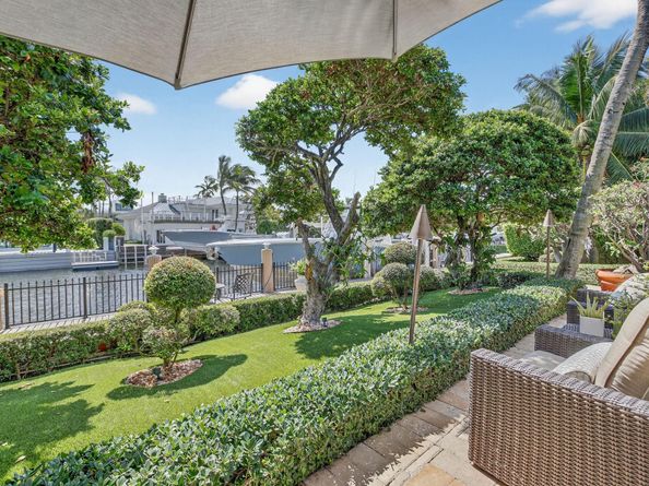 2630 Barcelona Dr, Fort Lauderdale FL 33301