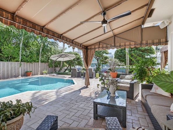 2630 Barcelona Dr, Fort Lauderdale FL 33301