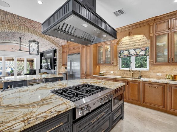 2630 Barcelona Dr, Fort Lauderdale FL 33301