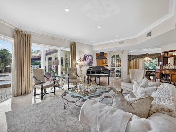 2630 Barcelona Dr, Fort Lauderdale FL 33301