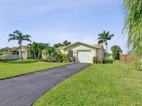 7003 NW 95th Ter, Tamarac FL 33321