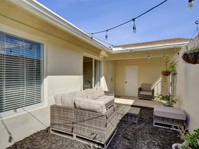 7003 NW 95th Ter, Tamarac FL 33321