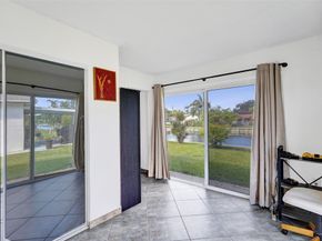 7003 NW 95th Ter, Tamarac FL 33321