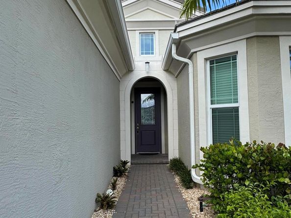 15127 Goldfinch Circle, Westlake FL 33470