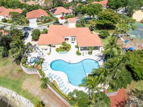 2022 Bonisle Circle, Riviera Beach FL 33418