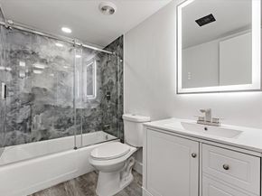 200 W Jacaranda Country Club Drive 3c, Plantation FL 33324